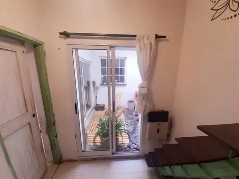 Depto Tipo Casa 4 ambientes con 1 baño