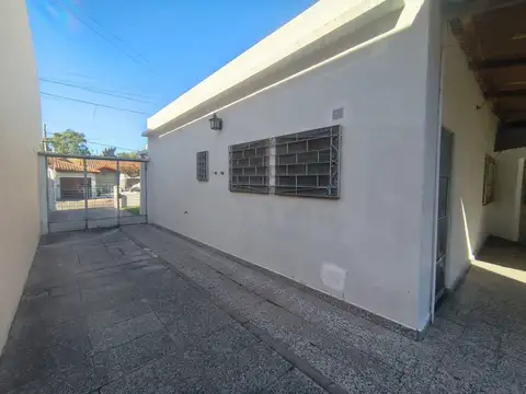 CASA 3 AMBIENTES JARDIN APTO CREDITO ALDO BONZI