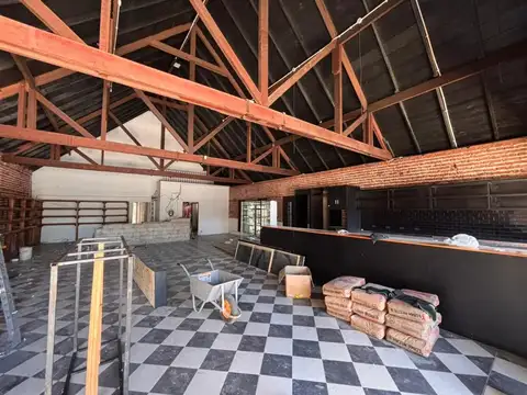 Local en Alquiler en Constitucion, USD 3.000