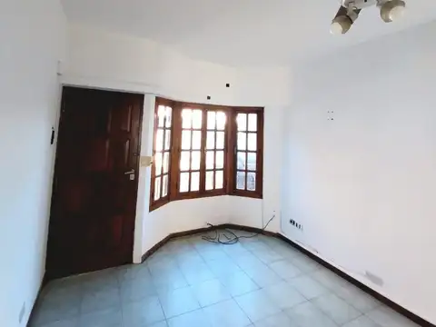 Departamento en Alquiler en Centro De Lujan, $ 700.000