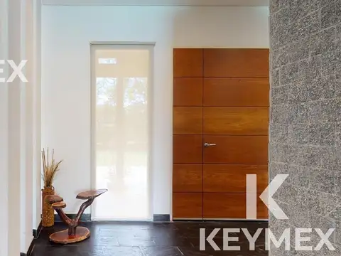 Campos de Roca, Ruta 2 km 65.