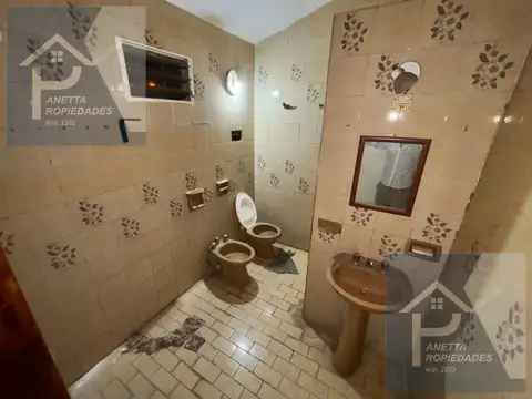 Casa de 3 dormitorios - Alquiler