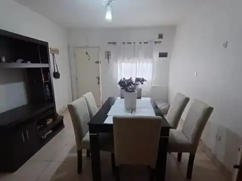 Casa en venta - 2 Dormitorios 2 Baños - Cochera - 79Mts2 - San Miguel