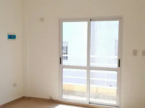 Departamento en Venta en Isidro Casanova, USD 60.000