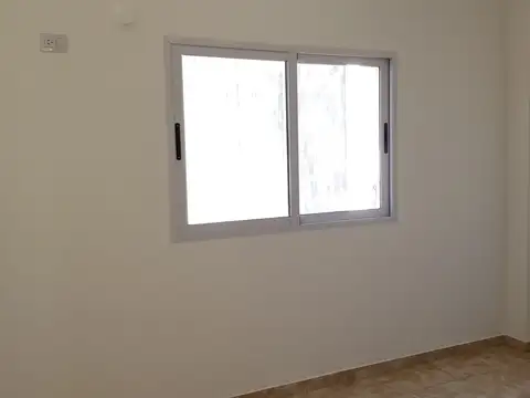 VENTA DE 2 AMBIENTES  - ISIDRO CASANOVA