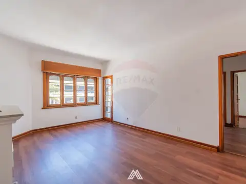  Alquiler de Departamento Reciclado a mts. Rambla