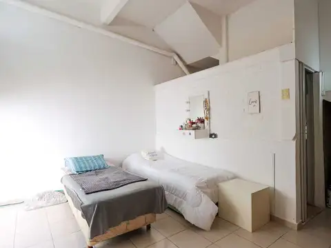 Depto Tipo Casa en Venta al Este