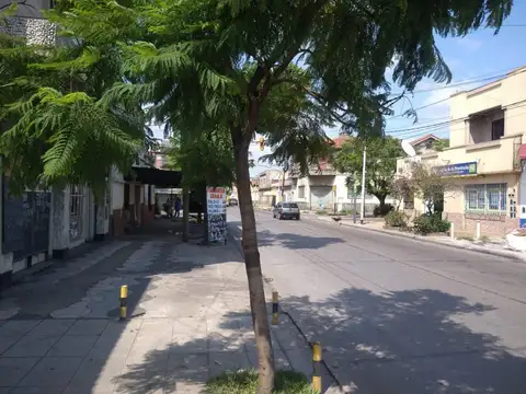 Gral. Madariaga 1500