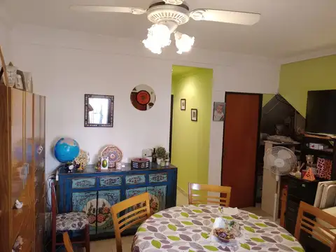 Depto Tipo Casa en Venta en Versalles, USD 119.900