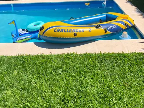 Casa 6 ambientes con 4 baños