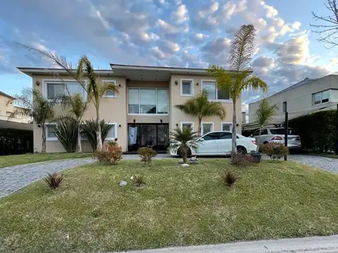 Casa en Venta en Septiembre, USD 495.000