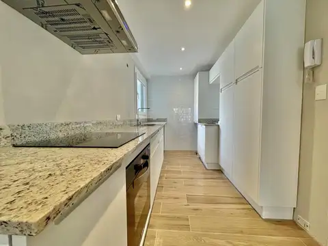 Departamento de 3  Ambientes, reciclado a Nuevo! en Olivos