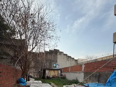 Terreno en Alquiler en Villa del Parque, $ 1.800.000