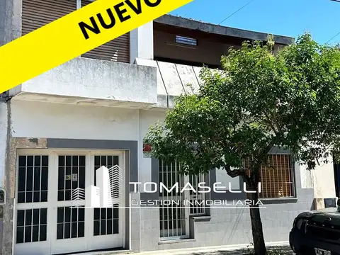 VENTA - CASA - CONSTRUIDA EN DOS PLANTAS - VILLA MADERO