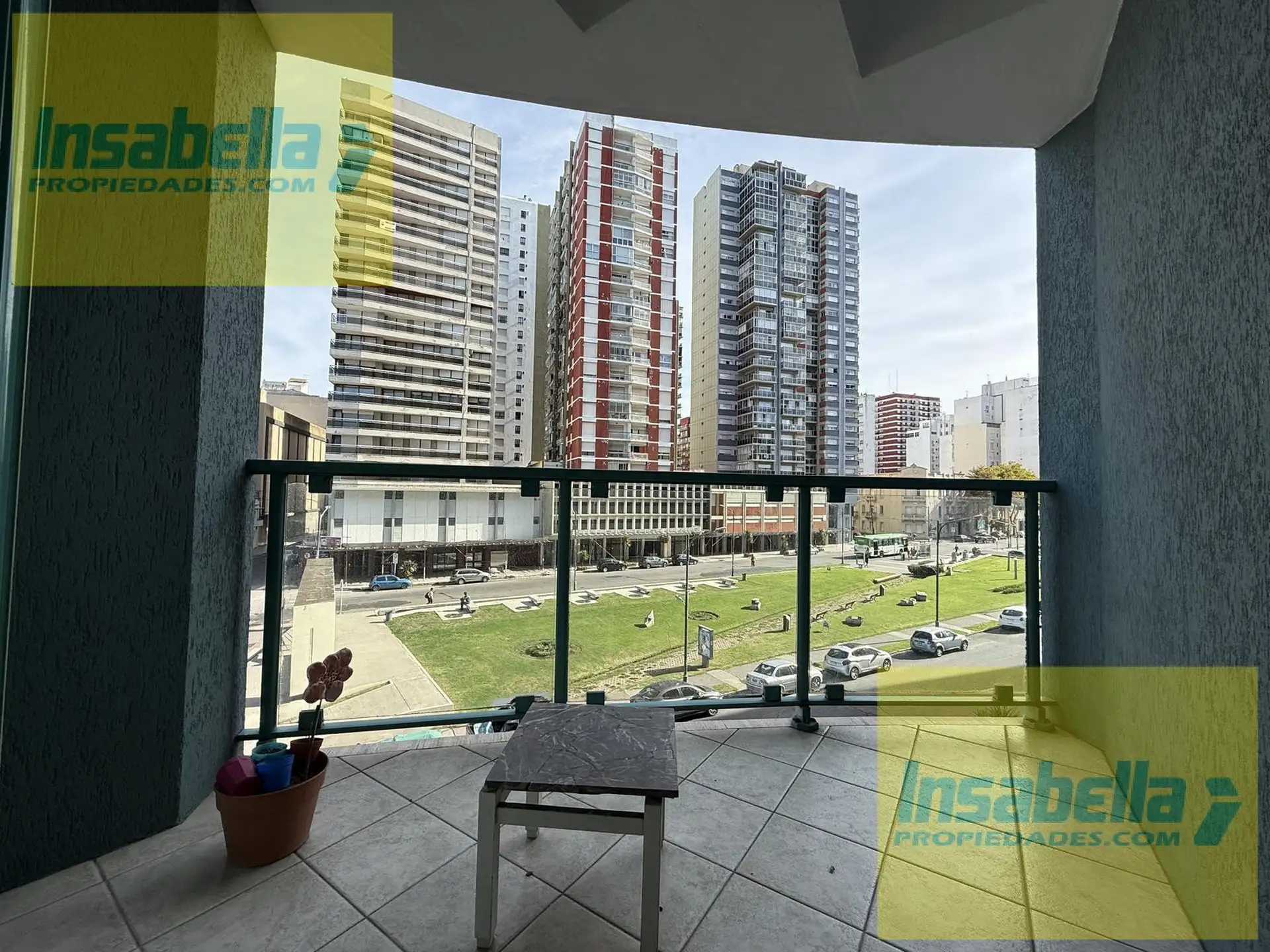 Departamento de 3 Ambientes con Cochera