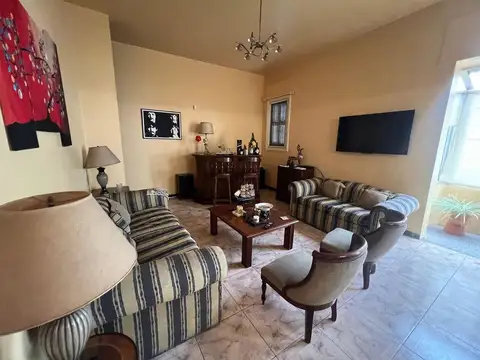 PH 5 Ambientes con Quincho y Terraza Avellaneda