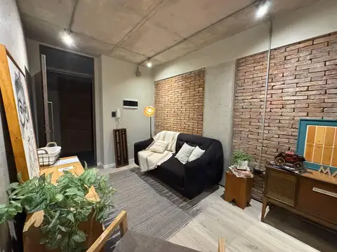 Venta departamento de un dormitorios con balcón terraza y amenities. Rosario, Pichincha