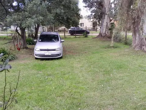 Casa de 3 ambientes, cerca de Laguna.-