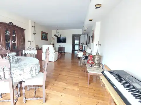 Departamento en Venta de 7 ambientes
