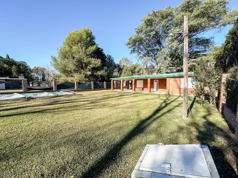 Casa 3 ambientes con 1 baño