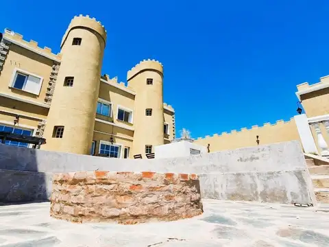 VENTA COMPLEJO TURISTICO FRENTE AL MAR ACANTILADOS