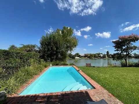 Casa en Alquiler de 5 dormitorios