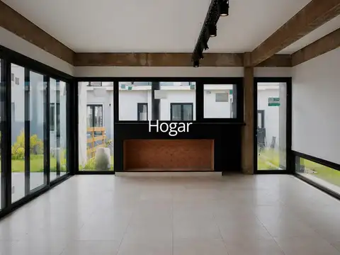 Casa 5 ambientes con 2 baños