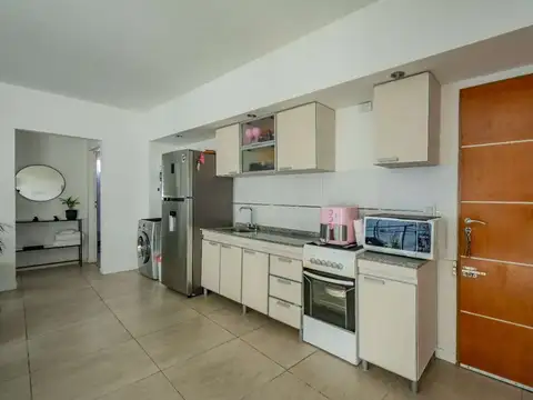 Excelente departamento 2 ambientes con balcon