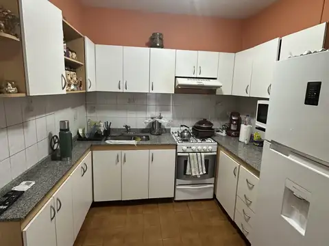 Depto Tipo Casa en Alquiler de 3 ambientes