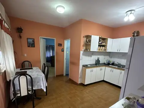 PH 3 AMB. 1º PISO CON PATIO TERRAZA Y PARRILLA AL FRENTE