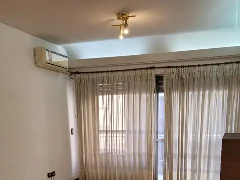 Monseñor Piaggio 100, Piso 5