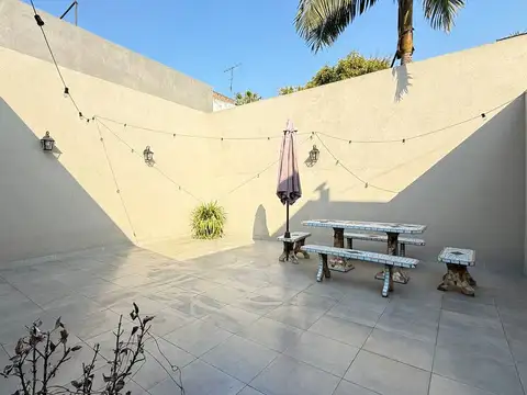 Casa en Venta en Valentin Alsina, USD 99.500