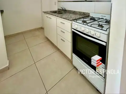 PANAMA 7700, Piso 6