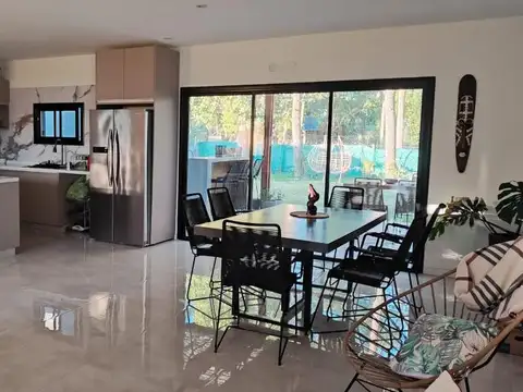Casa en Venta - 3 Ambientes en Santa Isabel