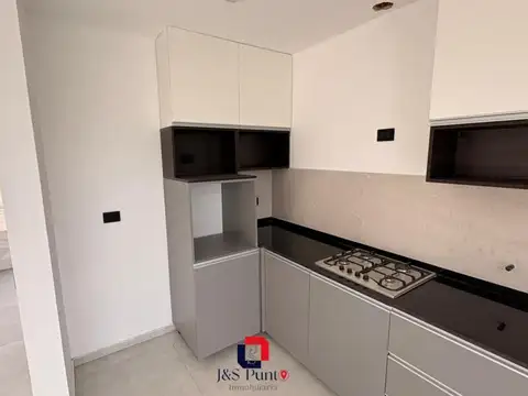 Casa 3 ambientes con 2 baños