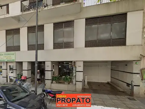 Dos cocheras fijas cubiertas en un segundo subsuelo con acceso por rampa fija excelente ubicación!