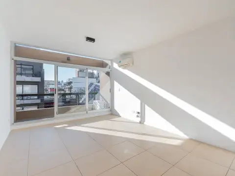Quintana 4600, Piso 4