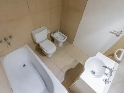 Quintana 4600, Piso 4
