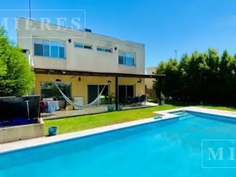 Casa en alquiler temporal en el Barrio Vila Marina I
