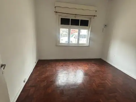 PH AL FRENTE - 3 AMBIENTES AMPLIOS - COCINA COMEDOR - PATIO 7X8 LAVADERO Y TERRAZA PROPIA- SIN EXPENSAS
