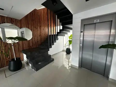 General Juan José Valle 200, Piso 3