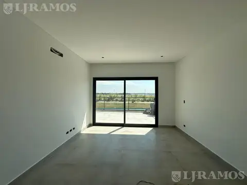 Casa en Venta al Oeste