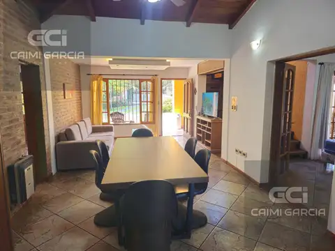 Casa en Venta con 1 cochera
