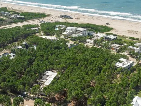 Terreno en Costa Del Este