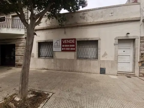 Ph planta baja al frente con patio y terraza