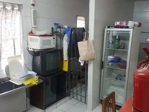 Terreno en Venta en Villa Luzuriaga, USD 350.000