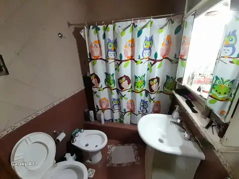 Venta amplia vivienda de 3 amb con garage