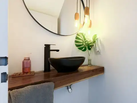 Casa en Venta en El Canton, USD 390.000