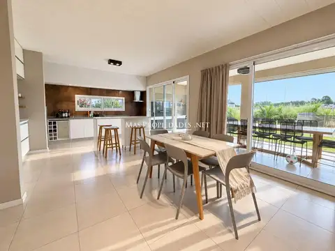 Casa en Alquiler al Norte