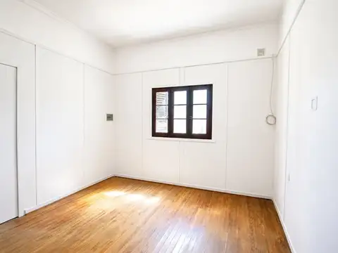 ALQUILER DE CASA 2 DORMITORIOS EN LA PLATA